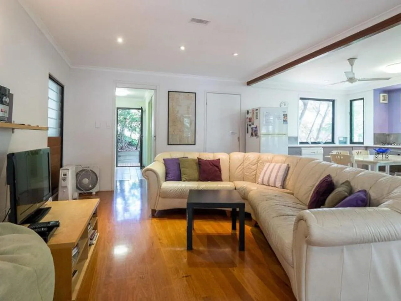 Billa Blue Holiday home North Stradbroke Island  Point Lookout