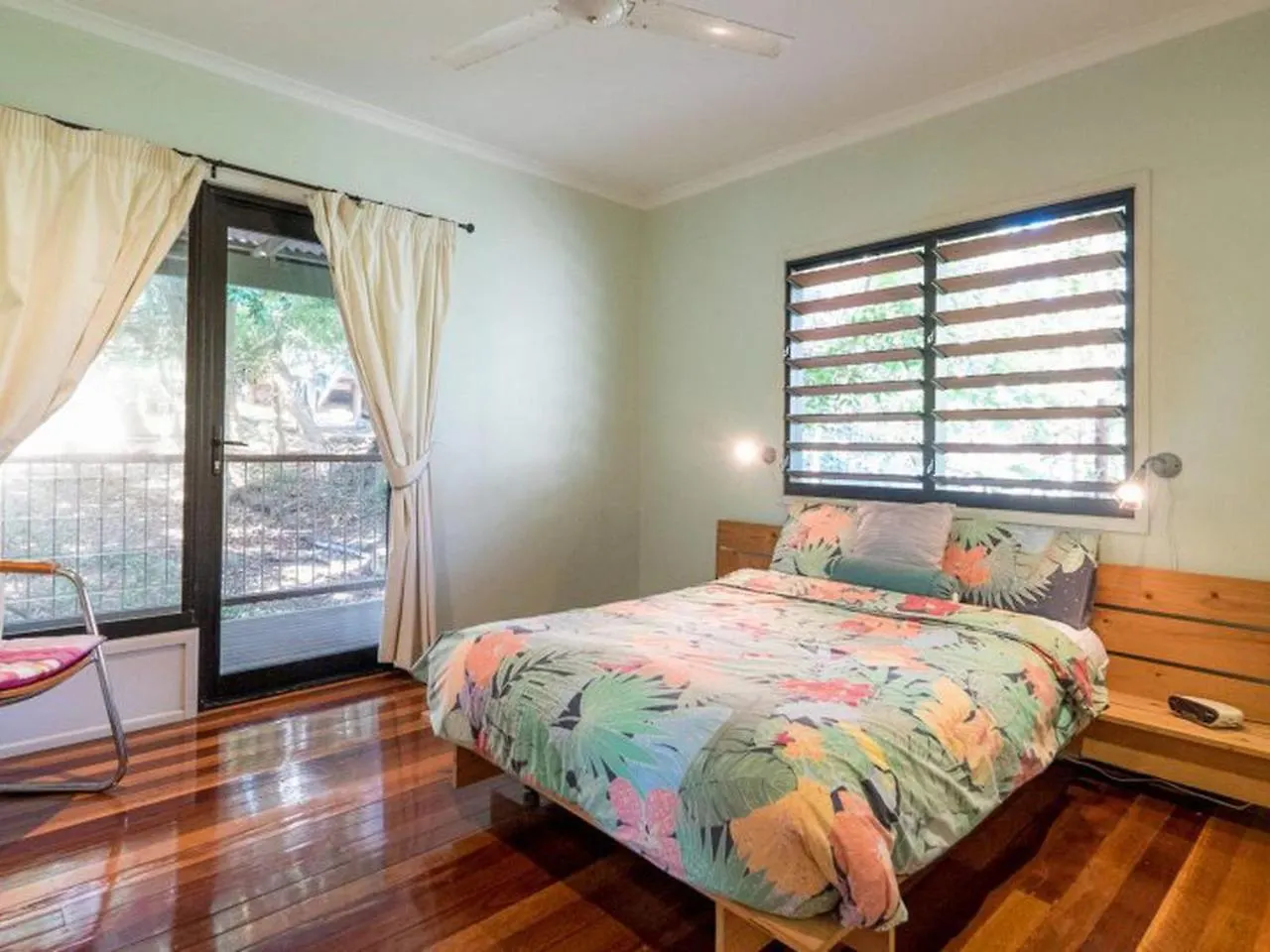 Billa Blue Holiday home North Stradbroke Island Australia